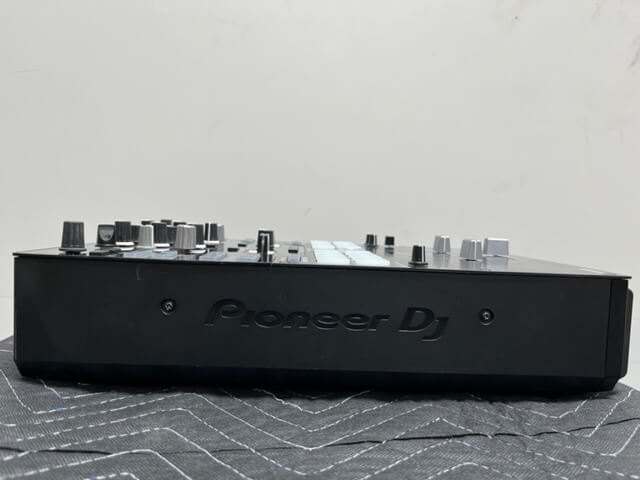 Pioneer Serato DJM-S9 performance mixer