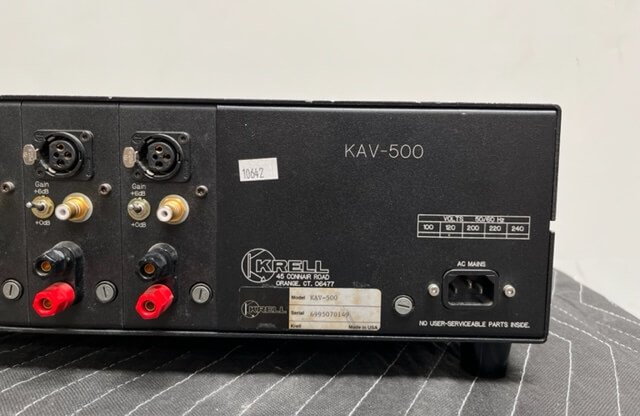 Krell KAV-500 amplifier