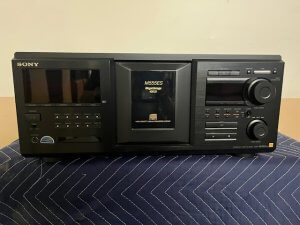 Sony M555ES 1