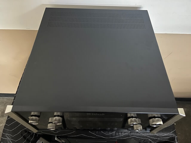 McIntosh MX135 A/V control center