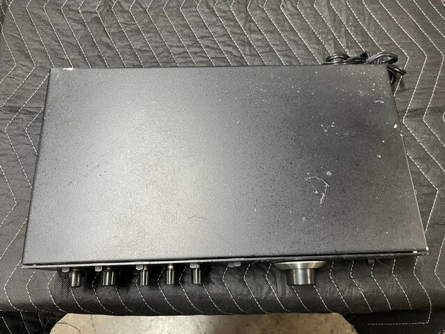 Advent Model 300 receiver