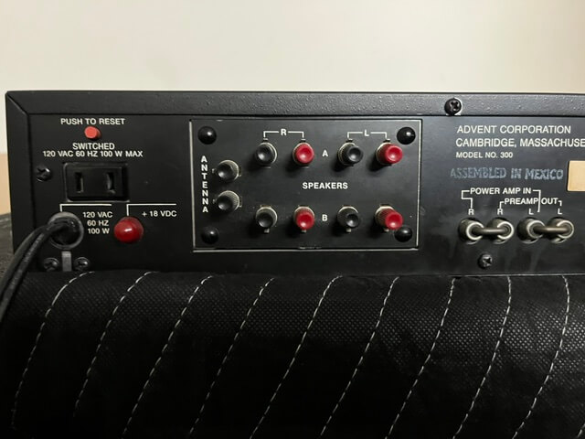 Advent Model 300 receiver