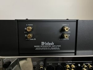 McIntosh MA252 5
