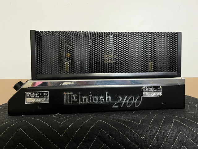 McIntosh 2100 amplifier