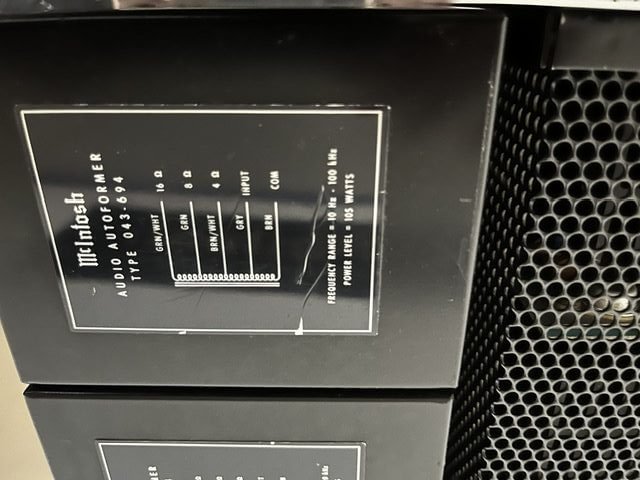McIntosh 2100 amplifier