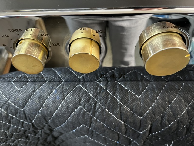 E.A.R. 868L tube preamplifier