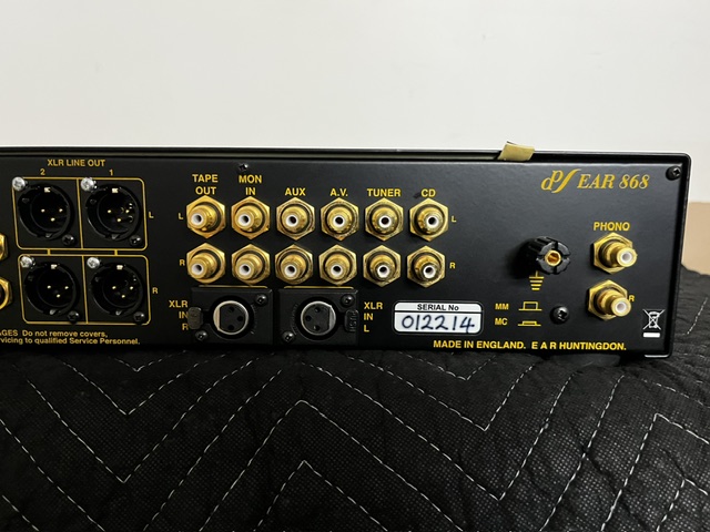 E.A.R. 868L tube preamplifier