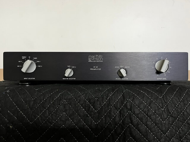 Mark Levinson No 28 preamplifier (s/n 3049) and PLS-228 power supply
