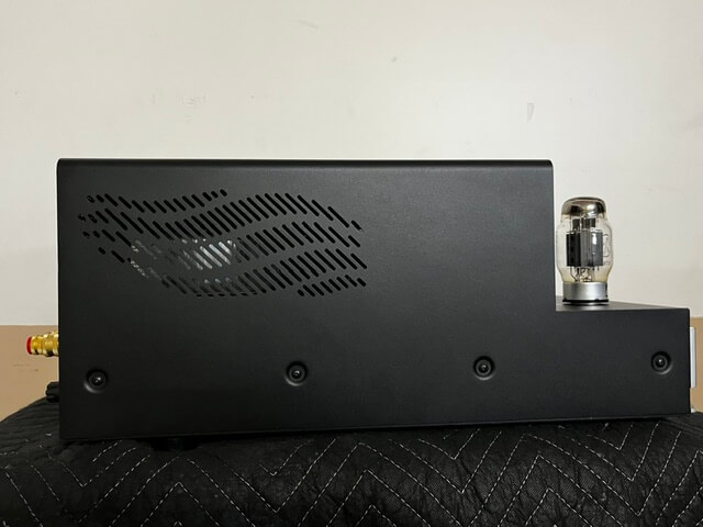 Zesto Audio Bia 120 stereo power amplifier