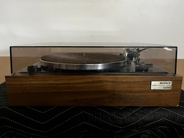 Sony PS-1100 turntable
